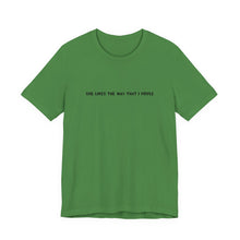 Load image into Gallery viewer, She Likes The Way That I Fiddle Unisex T-Shirt
