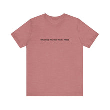 Load image into Gallery viewer, She Likes The Way That I Fiddle Unisex T-Shirt
