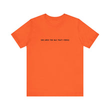 Load image into Gallery viewer, She Likes The Way That I Fiddle Unisex T-Shirt
