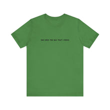 Load image into Gallery viewer, She Likes The Way That I Fiddle Unisex T-Shirt
